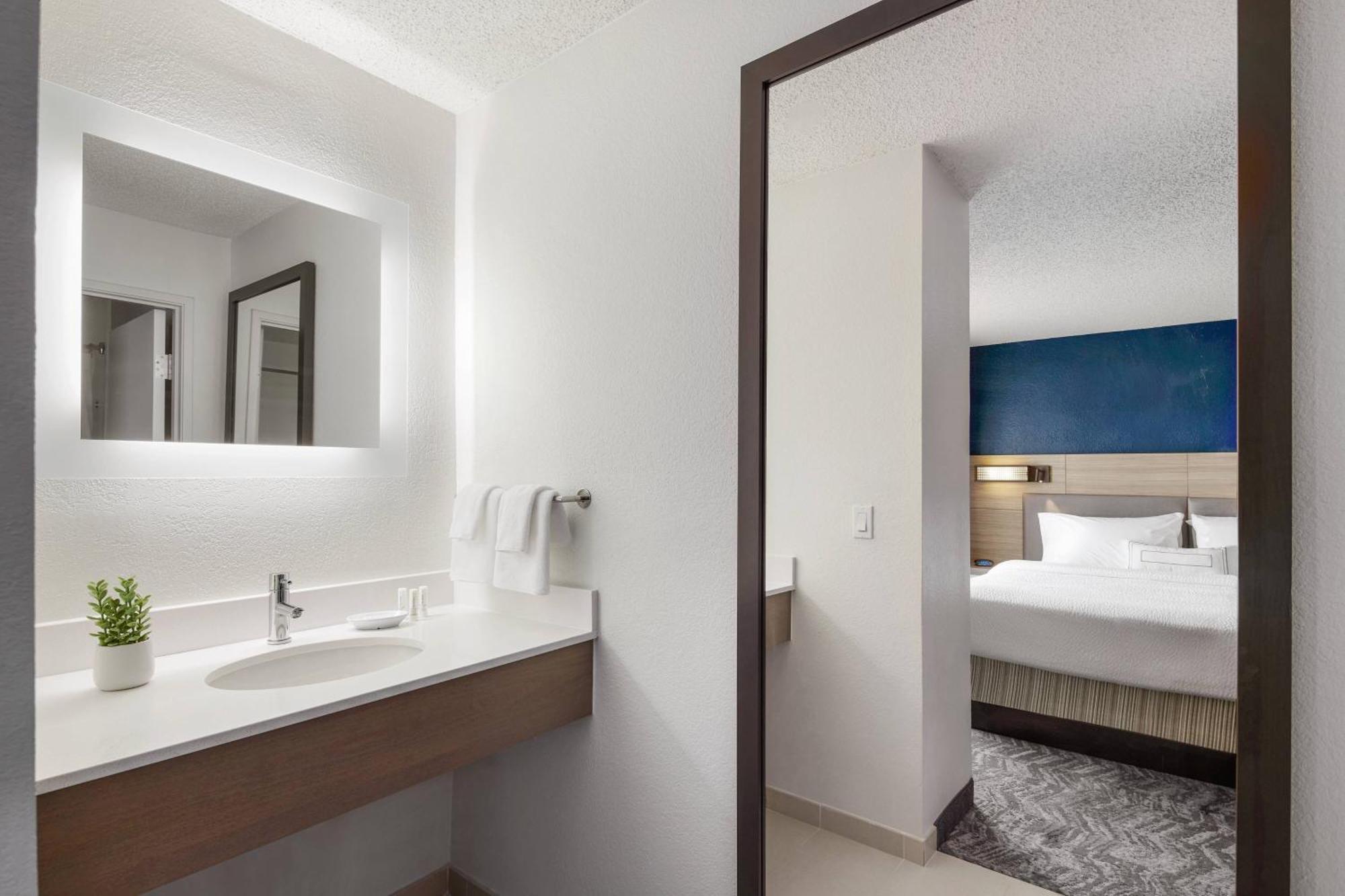 Springhill Suites Tempe At Arizona Mills Mall Экстерьер фото