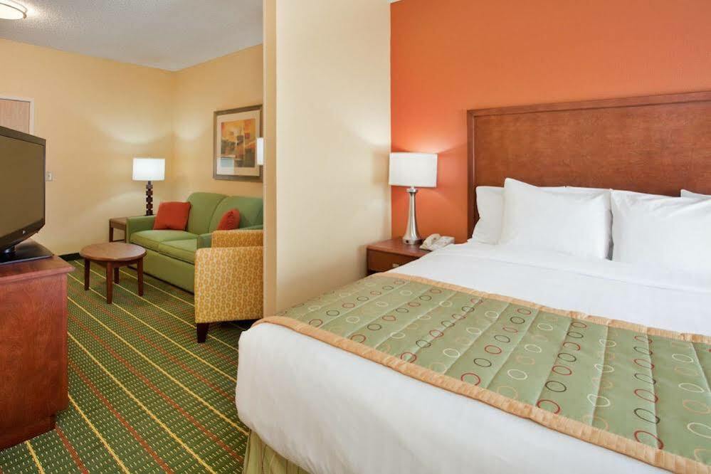 Springhill Suites Tempe At Arizona Mills Mall Экстерьер фото